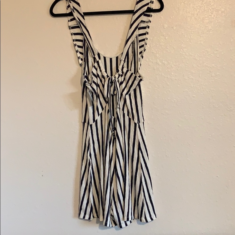 Romper - Picture 2 of 4